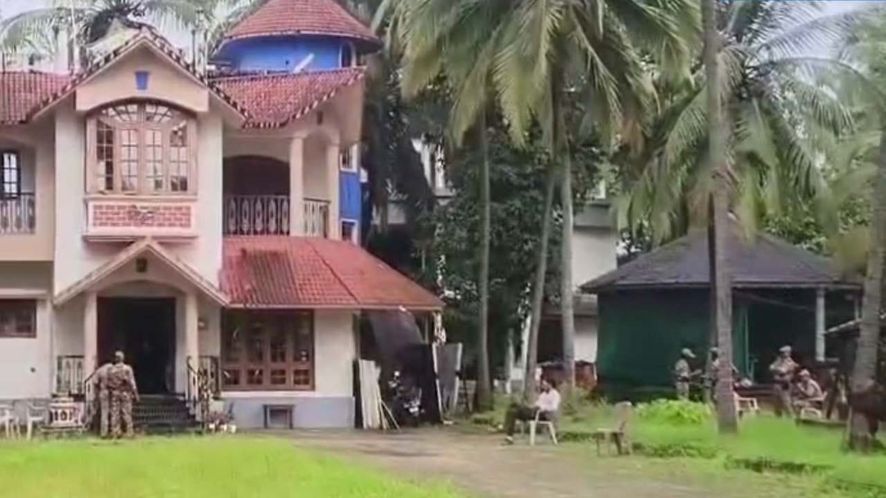 ಇಡಿ ದಾಳಿ: ಸಂಪರ್ಕಕ್ಕೆ ಸಿಗದ ಸತೀಶ್ ಸೈಲ್, ಅಜ್ಞಾತ ಸ್ಥಳಕ್ಕೆ ತೆರಳಿದ ಕಾಂಗ್ರೆಸ್ ಶಾಸಕ