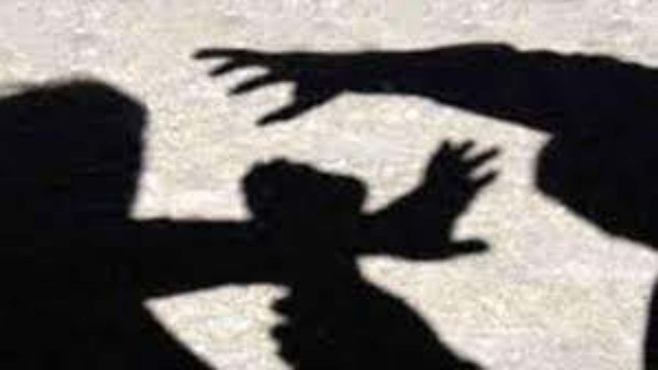 ಬೆಂಗಳೂರು: ಮಹಿಳೆ ಎದುರು ಪ್ಯಾಂಟ್ ಬಿಚ್ಚಿ ಸೆಕ್ಯೂರಿಟಿಯಿಂದ ಅಸಭ್ಯ ವರ್ತನೆ!