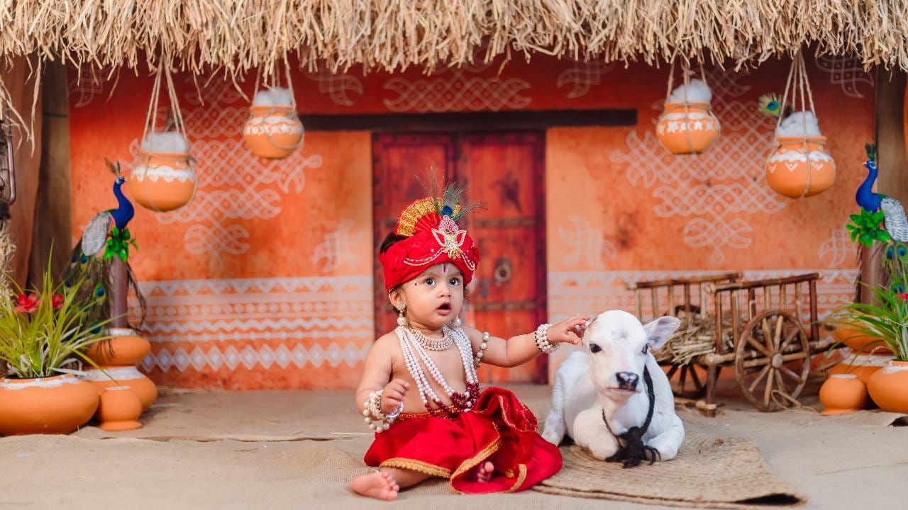 ಕೃಷ್ಣ: ಶ್ರೀಯಾಂಕ್‌ ಕೆ.ಎಸ್‌, ತಂದೆ: ಶ್ರೀನಿಧಿ ಕೆ.ಎಸ್, ತಾಯಿ ಪ್ರಿಯದರ್ಶಿನಿ ಮರೀಚಿ