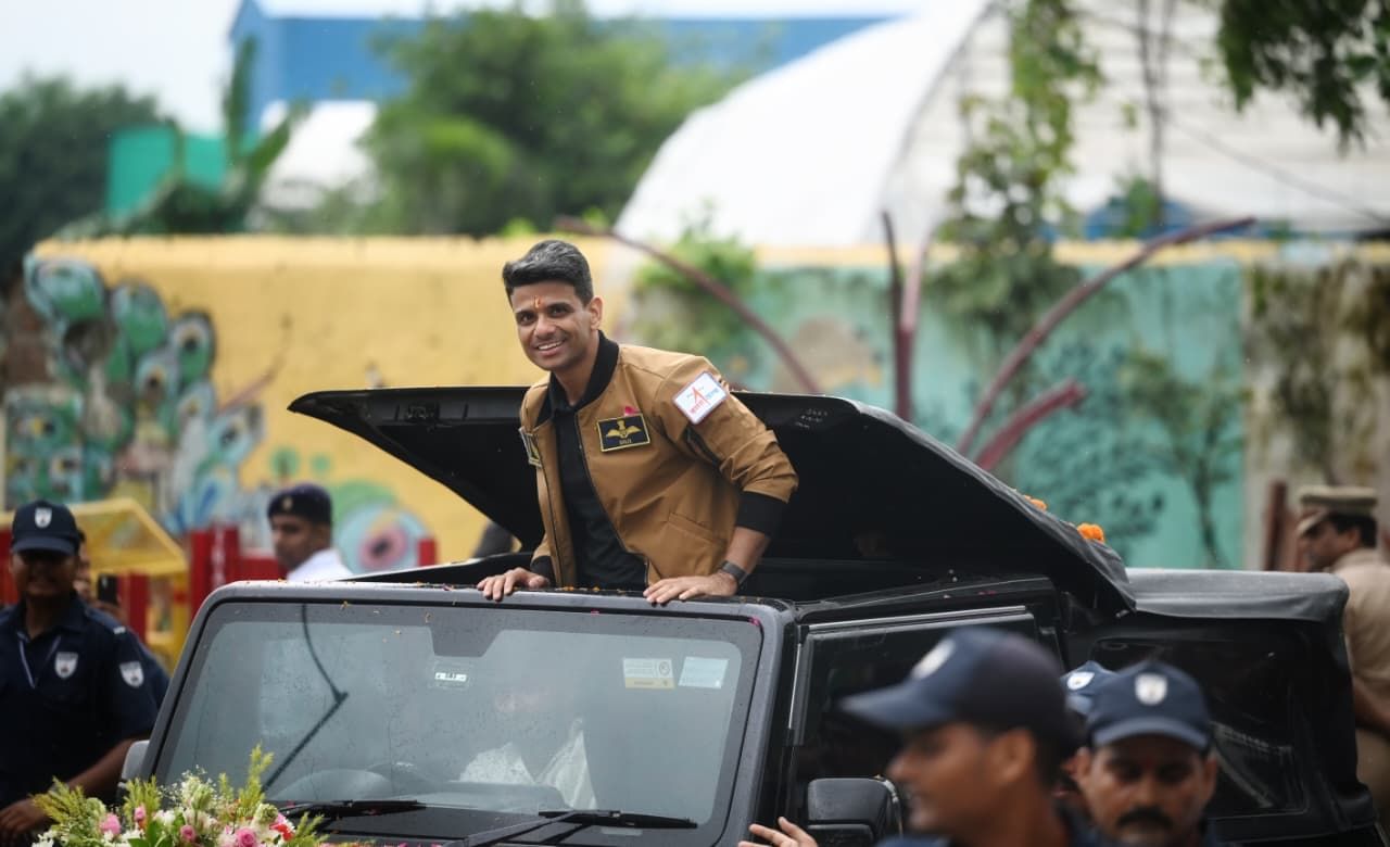 Video: ತವರೂರು ಲಕ್ನೋದಲ್ಲಿ ಭಾರತೀಯ ಗಗನಯಾತ್ರಿ ಶುಭಾಂಶು ಶುಕ್ಲಾಗೆ ಪ್ರೀತಿಯ ಸ್ವಾಗತ