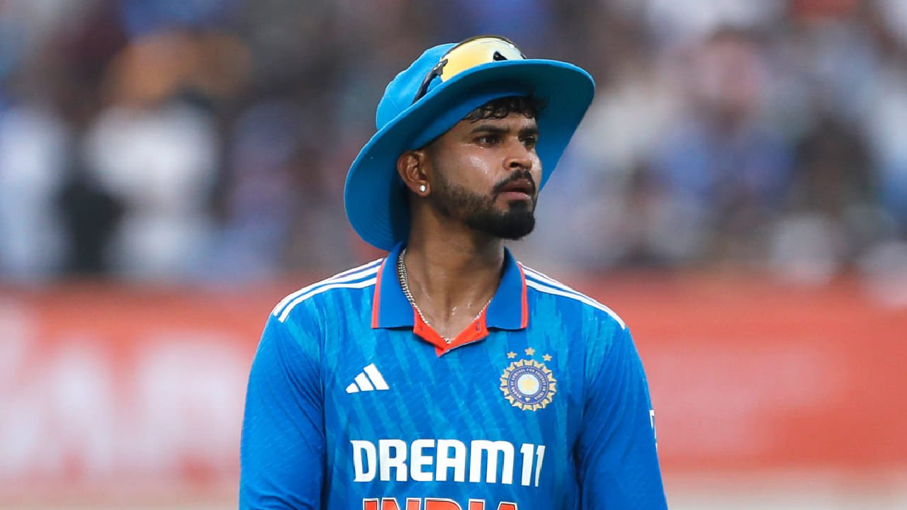 ಇದಾಗ್ಯೂ ವರ್ಕ್​ಲೋಡ್ ಮ್ಯಾನೇಜ್ ಮಾಡಲು ಶುಭ್​ಮನ್ ಗಿಲ್ ಅವರಿಗೆ ಏಕದಿನ ತಂಡದ ನಾಯಕತ್ವ ನೀಡದಿರಲು ಬಿಸಿಸಿಐ ನಿರ್ಧರಿಸಿದೆ ಎಂದು ವರದಿಯಲ್ಲಿ ಹೇಳಲಾಗಿದೆ. ಹೀಗಾಗಿ ರೋಹಿತ್ ಶರ್ಮಾ ಅವರ ಬಳಿಕ ಭಾರತ ಏಕದಿನ ತಂಡವನ್ನು ಶ್ರೇಯಸ್ ಅಯ್ಯರ್ ಮುನ್ನಡೆಸುವುದನ್ನು ಎದುರು ನೋಡಬಹುದು.