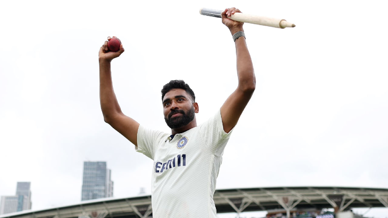 ಇದರೊಂದಿಗೆ ಇಂಗ್ಲೆಂಡ್ ವಿರುದ್ಧದ ಸರಣಿಯನ್ನು ಮೊಹಮ್ಮದ್ ಸಿರಾಜ್ 23 ವಿಕೆಟ್​ಗಳೊಂದಿಗೆ ಅಂತ್ಯಗೊಳಿಸಿದ್ದಾರೆ. ಈ 23 ವಿಕೆಟ್​ಗಳೊಂದಿಗೆ ಸಿರಾಜ್ ಕಳೆದ 10 ಪಂದ್ಯಗಳಲ್ಲಿ ಪಡೆದಿರುವ ವಿಕೆಟ್​ಗಳ ಸಂಖ್ಯೆ ಬರೋಬ್ಬರಿ 43 ಎಂದರೆ ನಂಬಲೇಬೇಕು. ಅದು ಸಹ ಸತತ ಪಂದ್ಯಗಳನ್ನಾಡುವ ಮೂಲಕ ಎಂಬುದು ಇಲ್ಲಿ ಉಲ್ಲೇಖಾರ್ಹ.