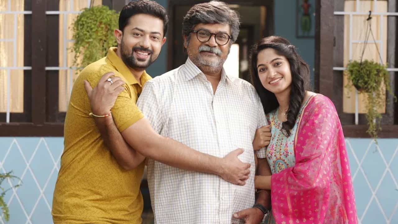ಸೆಪ್ಟೆಂಬರ್ 12ಕ್ಕೆ ಬಿಡುಗಡೆ ಆಗಲಿದೆ ‘s/o ಮುತ್ತಣ್ಣ’ ಸಿನಿಮಾ, ಟ್ರೈಲರ್ ಹೇಗಿದೆ? ಸೆಪ್ಟೆಂಬರ್ 12ಕ್ಕೆ ಬಿಡುಗಡೆ ಆಗಲಿದೆ ‘s/o ಮುತ್ತಣ್ಣ’ ಸಿನಿಮಾ, ಟ್ರೈಲರ್ ಹೇಗಿದೆ?