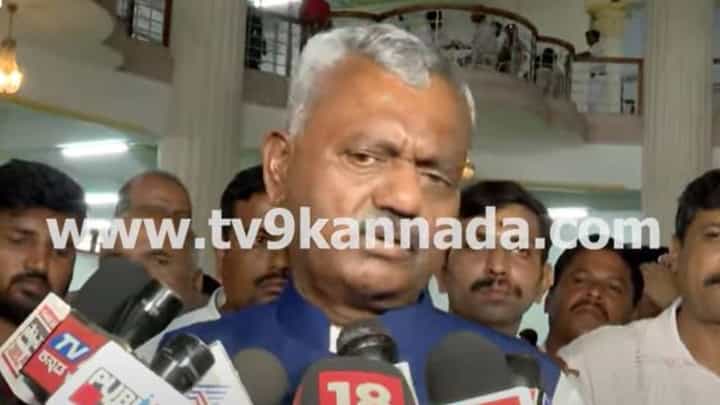 ತಮ್ಮ ಪಕ್ಷದ ನಾಯಕ ಮಾಡಿದ್ದು ಸರಿಯಲ್ಲ ಅಂತ ರಾಜಣ್ಣ ಹೇಳಿದರೆ ಹೇಗೆ? ಅದು ಶಿಸ್ತಿನ ಉಲ್ಲಂಘನೆ: ಸೋಮಶೇಖರ್ ತಮ್ಮ ಪಕ್ಷದ ನಾಯಕ ಮಾಡಿದ್ದು ಸರಿಯಲ್ಲ ಅಂತ ರಾಜಣ್ಣ ಹೇಳಿದರೆ ಹೇಗೆ? ಅದು ಶಿಸ್ತಿನ ಉಲ್ಲಂಘನೆ: ಸೋಮಶೇಖರ್