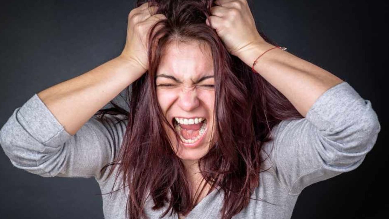 ಒತ್ತಡದಿಂದ ಮುಕ್ತರಾಗುವುದು ಹೇಗೆ? ಈ ಬಗ್ಗೆ ಡಾ. ಸುಧೀರ್ ಕುಮಾರ್ ಏನ್ ಹೇಳ್ತಾರೆ? ಒತ್ತಡದಿಂದ ಮುಕ್ತರಾಗುವುದು ಹೇಗೆ? ಈ ಬಗ್ಗೆ ಡಾ. ಸುಧೀರ್ ಕುಮಾರ್ ಏನ್ ಹೇಳ್ತಾರೆ?