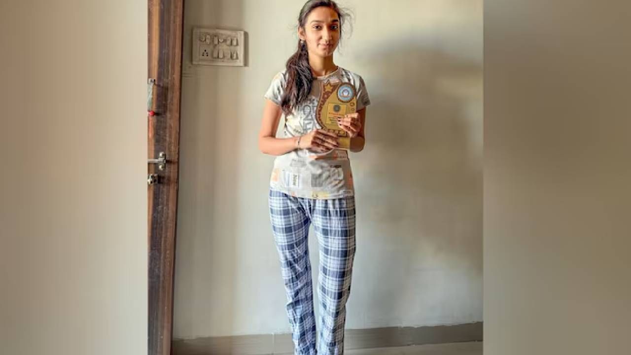 ಕಾಲೇಜು ವಿದ್ಯಾರ್ಥಿನಿ ನಾಪತ್ತೆ, ಎಲೆಕ್ಟ್ರಿಷಿಯನ್ನ ಮದುವೆಯಾಗಿ ಹಿಂದಿರುಗಿದ ಶ್ರದ್ಧಾ ಕಾಲೇಜು ವಿದ್ಯಾರ್ಥಿನಿ ನಾಪತ್ತೆ, ಎಲೆಕ್ಟ್ರಿಷಿಯನ್ನ ಮದುವೆಯಾಗಿ ಹಿಂದಿರುಗಿದ ಶ್ರದ್ಧಾ