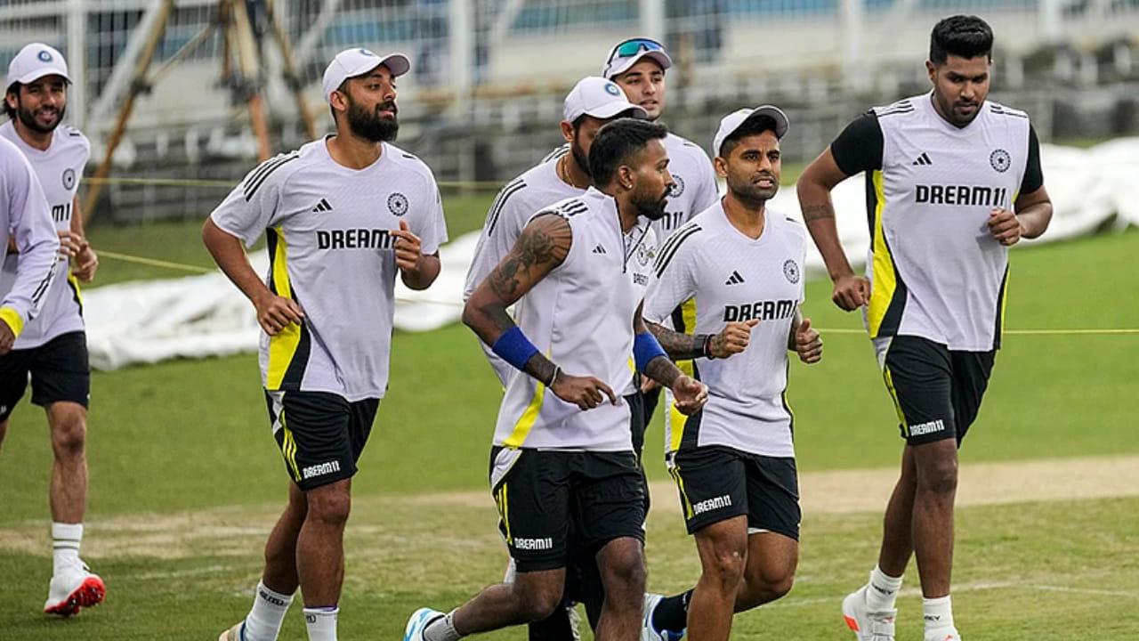 Asia Cup 2025: ಈ ದಿನದಿಂದ ದುಬೈನಲ್ಲಿ ಸಮರಾಭ್ಯಾಸ ಮಾಡಲಿದೆ ಟೀಂ ಇಂಡಿಯಾ Asia Cup 2025: ಈ ದಿನದಿಂದ ದುಬೈನಲ್ಲಿ ಸಮರಾಭ್ಯಾಸ ಮಾಡಲಿದೆ ಟೀಂ ಇಂಡಿಯಾ