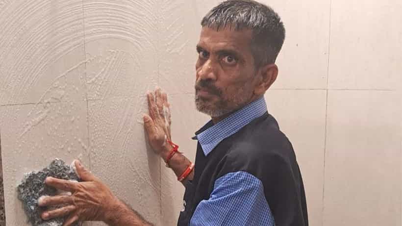 Viral: ನಾವು ದುಡ್ಡು ಪಾವತಿಸ್ತೇವೆ ಎಂದು ದರ್ಪ ತೋರಿಸುವ ವಿದ್ಯಾರ್ಥಿಗಳು, ನೋವಿನ ಕಥೆ ಬಿಚ್ಚಿಟ್ಟ ಹೌಸ್ ಕೀಪರ್