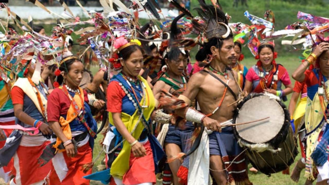 ಬುಡಕಟ್ಟು ಸಮುದಾಯಗಳ ಏಳ್ಗೆಗೆ ಕೇಂದ್ರದಿಂದ ‘ಆದಿ ಕರ್ಮಯೋಗಿ’ ಆಂದೋಲನ; 20 ಲಕ್ಷ ಜನರ ತಂಡ ಅಖಾಡಕ್ಕೆ ಬುಡಕಟ್ಟು ಸಮುದಾಯಗಳ ಏಳ್ಗೆಗೆ ಕೇಂದ್ರದಿಂದ ‘ಆದಿ ಕರ್ಮಯೋಗಿ’ ಆಂದೋಲನ; 20 ಲಕ್ಷ ಜನರ ತಂಡ ಅಖಾಡಕ್ಕೆ
