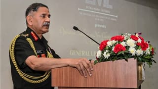 ಡಿಕ್ಲರೇಷನ್​ಗೆ ಸಹಿ ಹಾಕಿ ಅಥವಾ ದೇಶದ ಕ್ಷಮೆ ಕೇಳಿ; ರಾಹುಲ್ ಗಾಂಧಿಗೆ ಚುನಾವಣಾ ಆಯೋಗ ಸೂಚನೆ