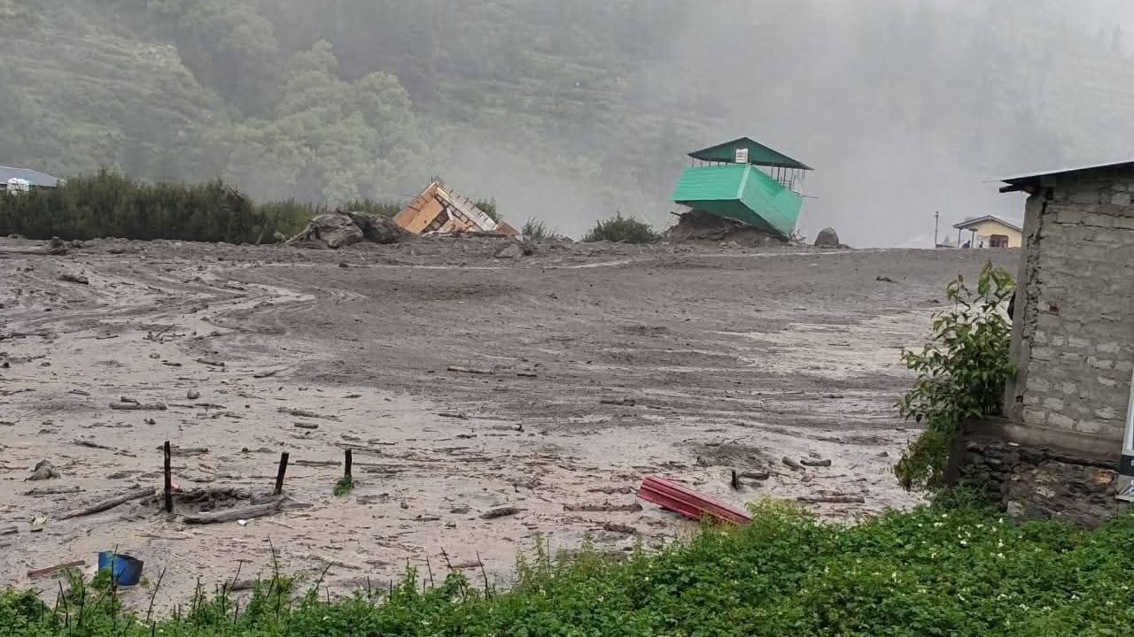 Uttarkashi cloudburst: ಉತ್ತರಕಾಶಿಯಲ್ಲಿ ಮೇಘಸ್ಫೋಟ; ಭೀಕರ ಪ್ರವಾಹದಿಂದ 4 ಜನ ಸಾವು, 100ಕ್ಕೂ ಹೆಚ್ಚು ಮಂದಿ ನಾಪತ್ತೆ