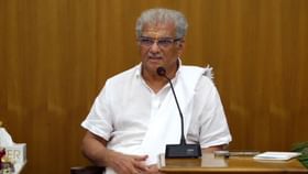 ಮುಸುಕುಧಾರಿ ಬಂಧನ: ಧರ್ಮಾಧಿಕಾರಿ ವೀರೇಂದ್ರ ಹೆಗ್ಗಡೆ ಮೊದಲ ಪ್ರತಿಕ್ರಿಯೆ ಮುಸುಕುಧಾರಿ ಬಂಧನ: ಧರ್ಮಾಧಿಕಾರಿ ವೀರೇಂದ್ರ ಹೆಗ್ಗಡೆ ಮೊದಲ ಪ್ರತಿಕ್ರಿಯೆ