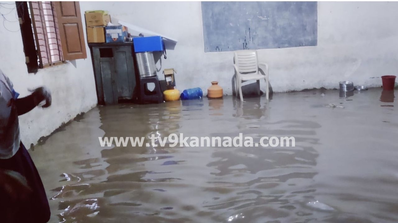 ಉತ್ತರ ಕರ್ನಾಟಕ ಜಿಲ್ಲೆಗಳಲ್ಲಿ ಮಳೆ ಅಬ್ಬರ: ಹಲವೆಡೆ ಪ್ರವಾಹ, ಅಪಾರ ಪ್ರಮಾಣದ ಬೆಳೆ ನಾಶ