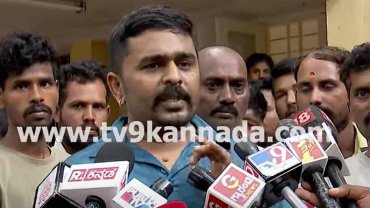 ಸಿಎಂ ಸಿದ್ದರಾಮಯ್ಯ ಬಂದುಹೋದ ನಂತರ ಬಯಲಾಯಿತು ವಿಕ್ಟೋರಿಯ ಆಸ್ಪತ್ರೆಯ ನಿಜಬಣ್ಣ ಸಿಎಂ ಸಿದ್ದರಾಮಯ್ಯ ಬಂದುಹೋದ ನಂತರ ಬಯಲಾಯಿತು ವಿಕ್ಟೋರಿಯ ಆಸ್ಪತ್ರೆಯ ನಿಜಬಣ್ಣ