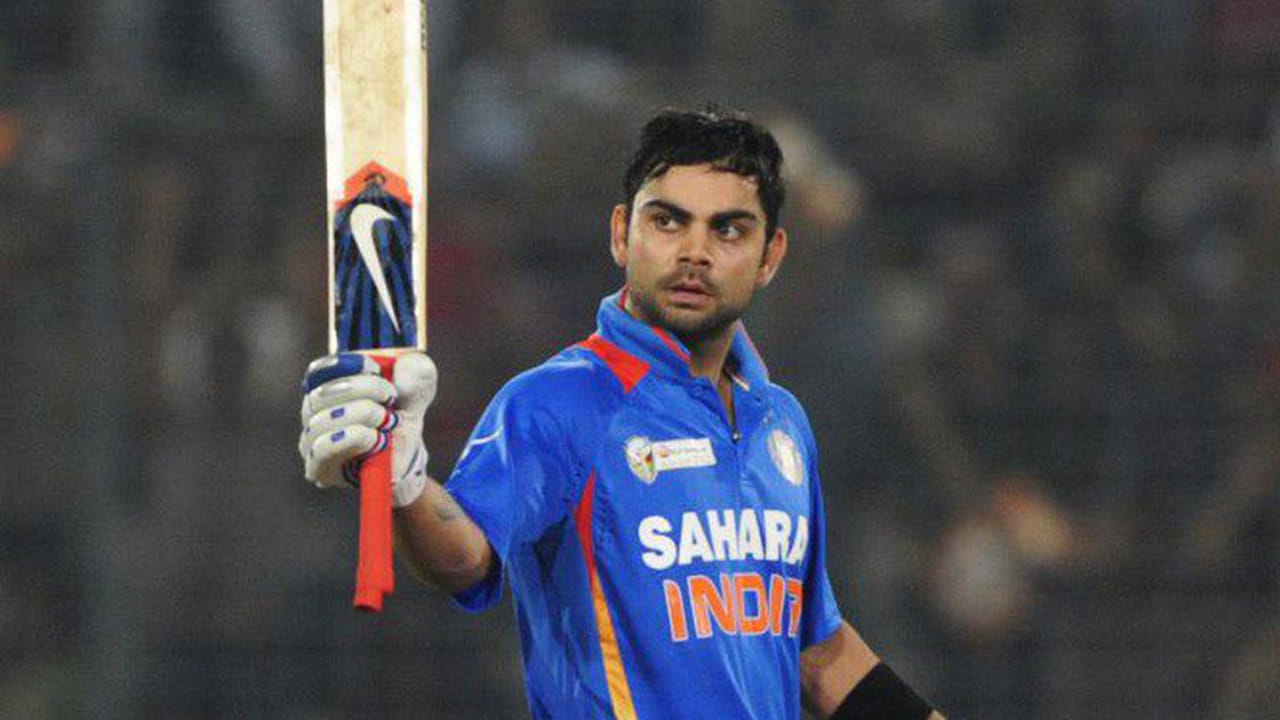 ಮೇಲೆ ಹೇಳಿದಂತೆ ಈ ಟೂರ್ನಿಯಲ್ಲಿ ಅತ್ಯಧಿಕ ರನ್​ಗಳ ಇನ್ನಿಂಗ್ಸ್ ಆಡಿದ ದಾಖಲೆ ಕೊಹ್ಲಿ ಹೆಸರಿನಲ್ಲಿದೆ. 2012ರ ಏಷ್ಯಾಕಪ್‌ನಲ್ಲಿ ವಿರಾಟ್ ಕೊಹ್ಲಿ ಪಾಕಿಸ್ತಾನ ವಿರುದ್ಧ ಮಿರ್ಪುರದಲ್ಲಿ ನಡೆದಿದ್ದ ಪಂದ್ಯದಲ್ಲಿ 183 ರನ್​ಗಳ ಇನ್ನಿಂಗ್ಸ್ ಆಡಿದ್ದರು. ತಮ್ಮ ಇನ್ನಿಂಗ್ಸ್​ನಲ್ಲಿ 148 ಎಸೆತಗಳನ್ನು ಎದುರಿಸಿದ್ದ ವಿರಾಟ್ 22 ಬೌಂಡರಿ ಮತ್ತು 1 ಸಿಕ್ಸರ್ ಕೂಡ ಬಾರಿಸಿದ್ದರು. 