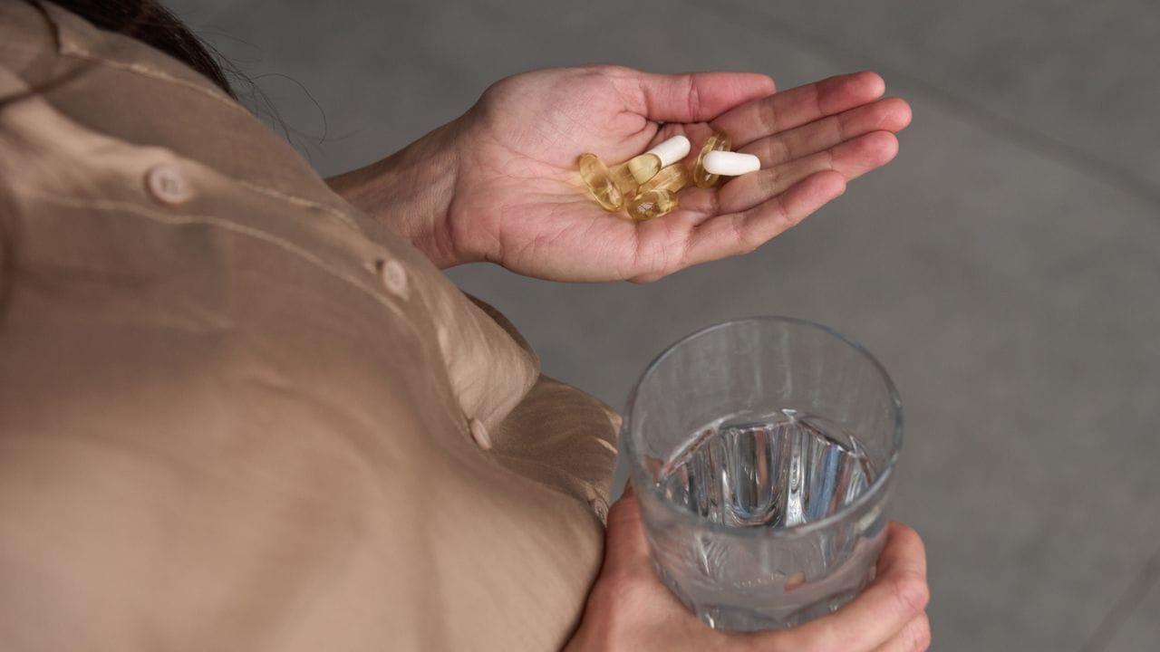 ವಿಟಮಿನ್ ಬಿ12 ಪ್ರಯೋಜನಗಳೇನು? ಭಾರತದ 70% ಜನರಲ್ಲಿ ಇದರ ಕೊರತೆಯಾಗುವುದಕ್ಕೆ ಕಾರಣವೇನು?