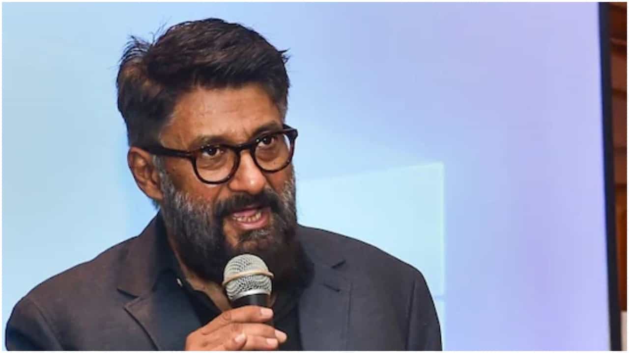 ‘ಪೊಲೀಸರು ನಮ್ಮ ಧ್ವನಿ ಹಕ್ಕುತ್ತಿದ್ದಾರೆ’; ಬೆಂಗಾಲ್ ಫೈಲ್ಸ್​ಗೆ ಅಡ್ಡಿ ಮಾಡಿದ್ದಕ್ಕೆ ವಿವೇಕ್ ಅಗ್ನಿಹೋತ್ರಿ ಬೇಸರ