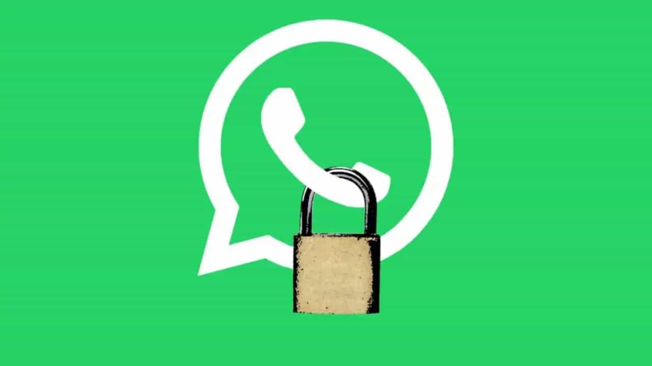 WhatsApp Tricks: ವಾಟ್ಸ್ಆ್ಯಪ್ ಚಾಟ್ ಅನ್ನು ಹೈಡ್ ಮಾಡಲು ಬಯಸುವಿರಾ? ಹೀಗೆ ಮಾಡಿ.. WhatsApp Tricks: ವಾಟ್ಸ್ಆ್ಯಪ್ ಚಾಟ್ ಅನ್ನು ಹೈಡ್ ಮಾಡಲು ಬಯಸುವಿರಾ? ಹೀಗೆ ಮಾಡಿ..
