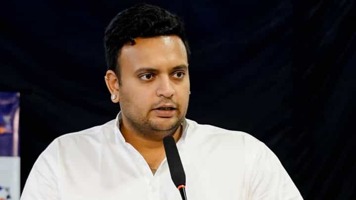 KRSಗೆ ಅಡಿಗಲ್ಲು ಹಾಕಿದ್ದು ಟಿಪ್ಪು ಸುಲ್ತಾನ್: ಮಹದೇವಪ್ಪ ಹೇಳಿಕೆಗೆ ಯದುವೀರ್ ತಿರುಗೇಟು KRSಗೆ ಅಡಿಗಲ್ಲು ಹಾಕಿದ್ದು ಟಿಪ್ಪು ಸುಲ್ತಾನ್: ಮಹದೇವಪ್ಪ ಹೇಳಿಕೆಗೆ ಯದುವೀರ್ ತಿರುಗೇಟು