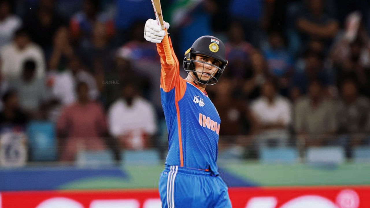 ಶ್ರೀಲಂಕಾ ವಿರುದ್ಧದ ಸೂಪರ್ ಫೋರ್ ಪಂದ್ಯದಲ್ಲಿ 34 ರನ್ ಬಾರಿಸಿದ ಕೂಡಲೇ ಅಭಿಷೇಕ್ ಶರ್ಮಾ, ಟಿ20 ಏಷ್ಯಾಕಪ್ನ ಒಂದೇ ಆವೃತ್ತಿಯಲ್ಲಿ ಅತಿ ಹೆಚ್ಚು ರನ್ ಗಳಿಸಿದ ದಾಖಲೆಯನ್ನು ಮುರಿದರು. ಈ ಸಾಧನೆ ಮಾಡುವ ಮೂಲಕ ಪಾಕಿಸ್ತಾನದ ಮೊಹಮ್ಮದ್ ರಿಜ್ವಾನ್ ಮತ್ತು ಭಾರತದ ಮಾಜಿ ನಾಯಕ ವಿರಾಟ್ ಕೊಹ್ಲಿ ಅವರಂತಹ ಸ್ಟಾರ್ ಆಟಗಾರರ ದಾಖಲೆ ಮುರಿದರು.