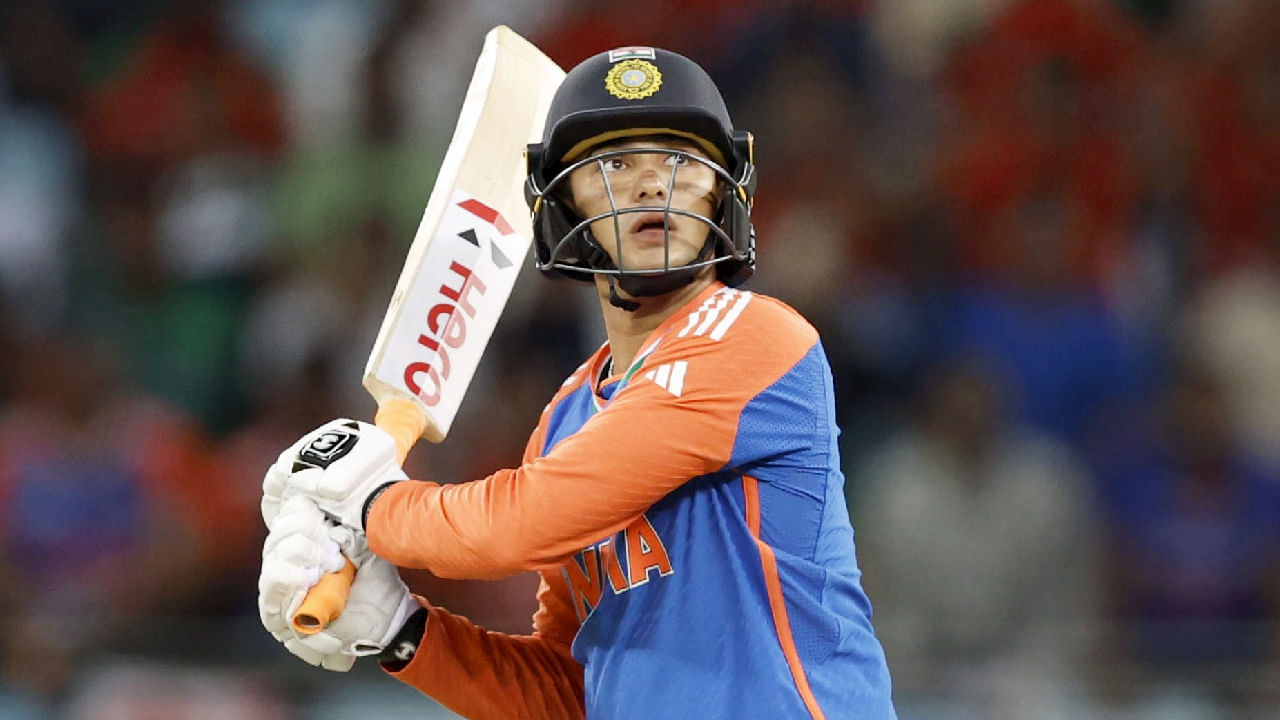 ಏಷ್ಯಾಕಪ್​ ಟೂರ್ನಿಗೂ ಮುನ್ನ ಅಭಿಷೇಕ್ ಶರ್ಮಾ ಇಂಗ್ಲೆಂಡ್ ವಿರುದ್ಧದ ಸರಣಿಯ ಕೊನೆಯ ಪಂದ್ಯದಲ್ಲಿ 137 ರನ್ ಬಾರಿಸಿ ಅಬ್ಬರಿಸಿದ್ದರು. ಈ ಭರ್ಜರಿ ಶತಕದ ಬಳಿಕ ಇದೀಗ ಏಷ್ಯಾಕಪ್​ನಲ್ಲಿ 30, 31, 38, 74, 75 ಹಾಗೂ 61 ರನ್​ಗಳನ್ನು ಕಲೆಹಾಕಿದ್ದಾರೆ. 