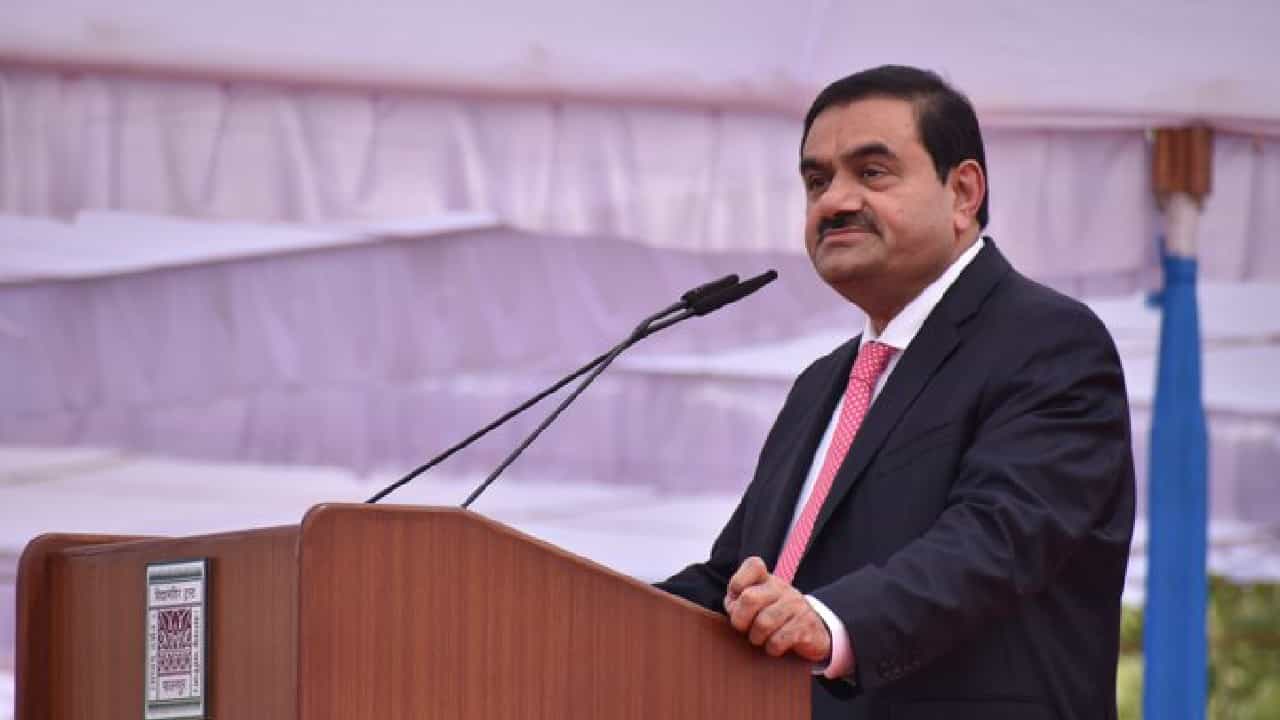 Gautam Adani: ಹಿಂಡೆನ್ಬರ್ಗ್ ಆರೋಪ ಆಧಾರರಹಿತವಾಗಿತ್ತು, ಸತ್ಯಮೇವ ಜಯತೇ!; ಕ್ಲೀನ್ಚಿಟ್ಗೆ ಗೌತಮ್ ಅದಾನಿ ಪ್ರತಿಕ್ರಿಯೆ Gautam Adani: ಹಿಂಡೆನ್ಬರ್ಗ್ ಆರೋಪ ಆಧಾರರಹಿತವಾಗಿತ್ತು, ಸತ್ಯಮೇವ ಜಯತೇ!; ಕ್ಲೀನ್ಚಿಟ್ಗೆ ಗೌತಮ್ ಅದಾನಿ ಪ್ರತಿಕ್ರಿಯೆ