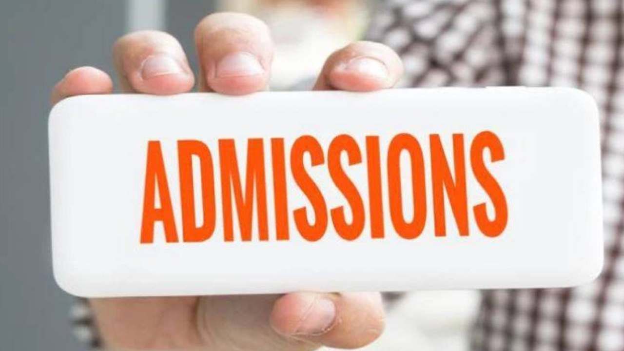 ಸರ್ಕಾರಿ ವಿವಿಗಳಲ್ಲಿ ಪ್ರವೇಶಾತಿ ಕುಸಿತ: ಆತಂಕ ಸೃಷ್ಟಿಸಿದ ಉನ್ನತ ಶಿಕ್ಷಣ ಇಲಾಖೆಯ ಅಂಕಿಅಂಶಗಳು ಸರ್ಕಾರಿ ವಿವಿಗಳಲ್ಲಿ ಪ್ರವೇಶಾತಿ ಕುಸಿತ: ಆತಂಕ ಸೃಷ್ಟಿಸಿದ ಉನ್ನತ ಶಿಕ್ಷಣ ಇಲಾಖೆಯ ಅಂಕಿಅಂಶಗಳು