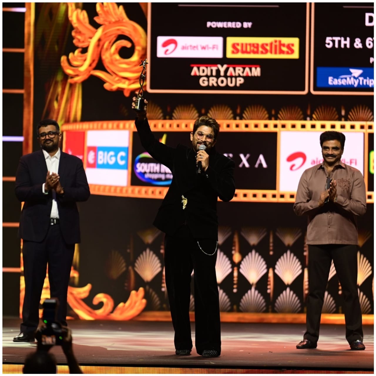 ಅಲ್ಲು ಅರ್ಜುನ್ ಅವರಿಗೆ ‘ಅತ್ಯುತ್ತಮ ನಟ’ ಅವಾರ್ಡ್ ಸಿಕ್ಕಿದೆ. ‘ಪುಷ್ಪ 2’ ಸಿನಿಮಾ ನಟನೆಗ ಈ ಪ್ರಶಸ್ತಿ ದೊರಕಿದೆ. ಈ ಚಿತ್ರ ವಿಶ್ವ ಬಾಕ್ಸ್ ಆಫೀಸ್​ನಲ್ಲಿ ಹಲವು ದಾಖಲೆಗಳನ್ನು ಸೃಷ್ಟಿ ಮಾಡಿ ಬೀಗಿದೆ. ಈ ವಿಚಾರ ಅವರಿಗೆ ಖುಷಿ ಕೊಟ್ಟಿದೆ.