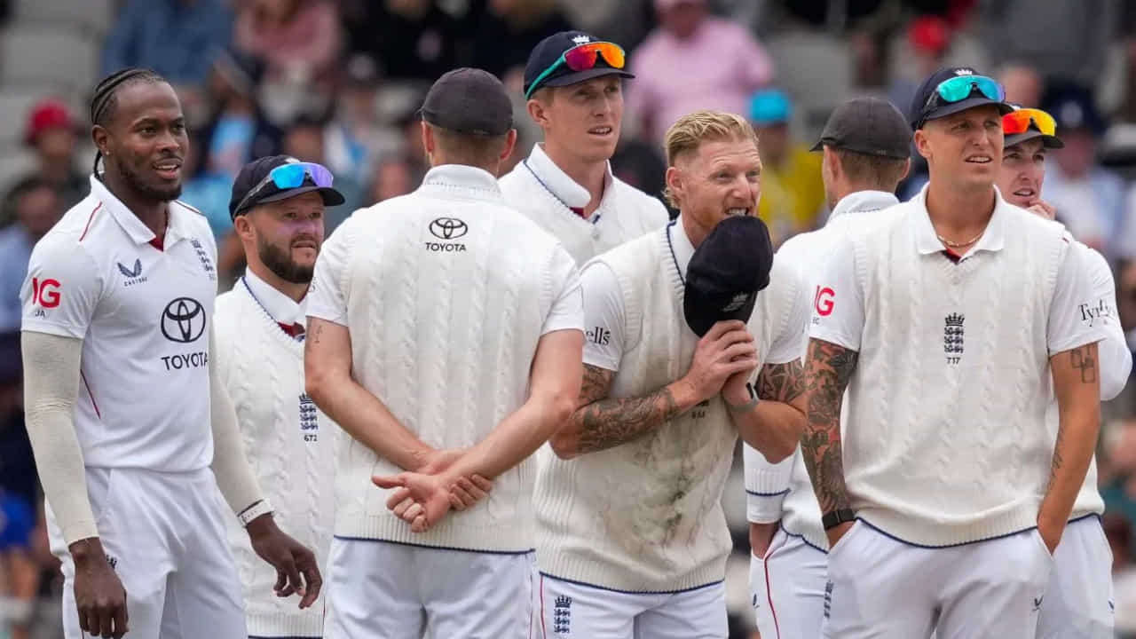 Ashes: ಪ್ರತಿಷ್ಠಿತ ಆಶಸ್ ಸರಣಿಗೆ ಇಂಗ್ಲೆಂಡ್ ತಂಡ ಪ್ರಕಟ; ಉಪನಾಯಕತ್ವದಿಂದ ಪೋಪ್ಗೆ ಗೇಟ್ಪಾಸ್ Ashes: ಪ್ರತಿಷ್ಠಿತ ಆಶಸ್ ಸರಣಿಗೆ ಇಂಗ್ಲೆಂಡ್ ತಂಡ ಪ್ರಕಟ; ಉಪನಾಯಕತ್ವದಿಂದ ಪೋಪ್ಗೆ ಗೇಟ್ಪಾಸ್