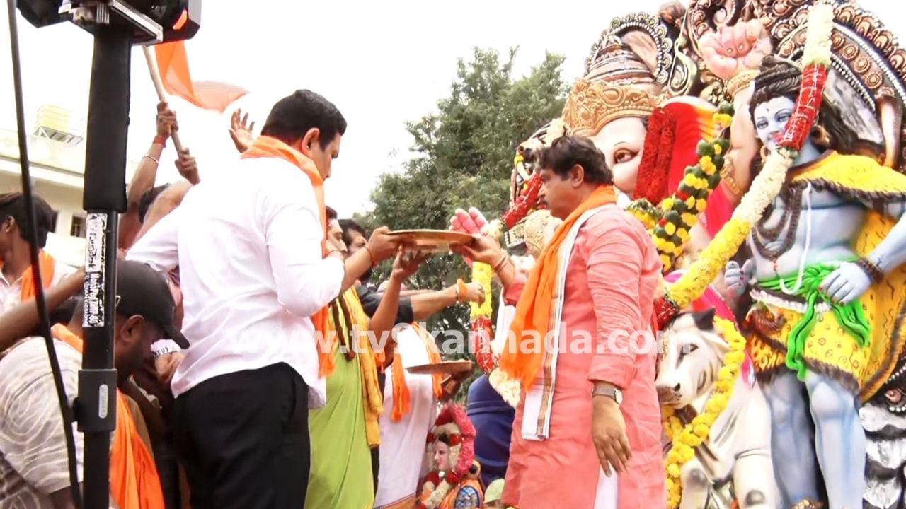 Ashok And Byv In Maddur