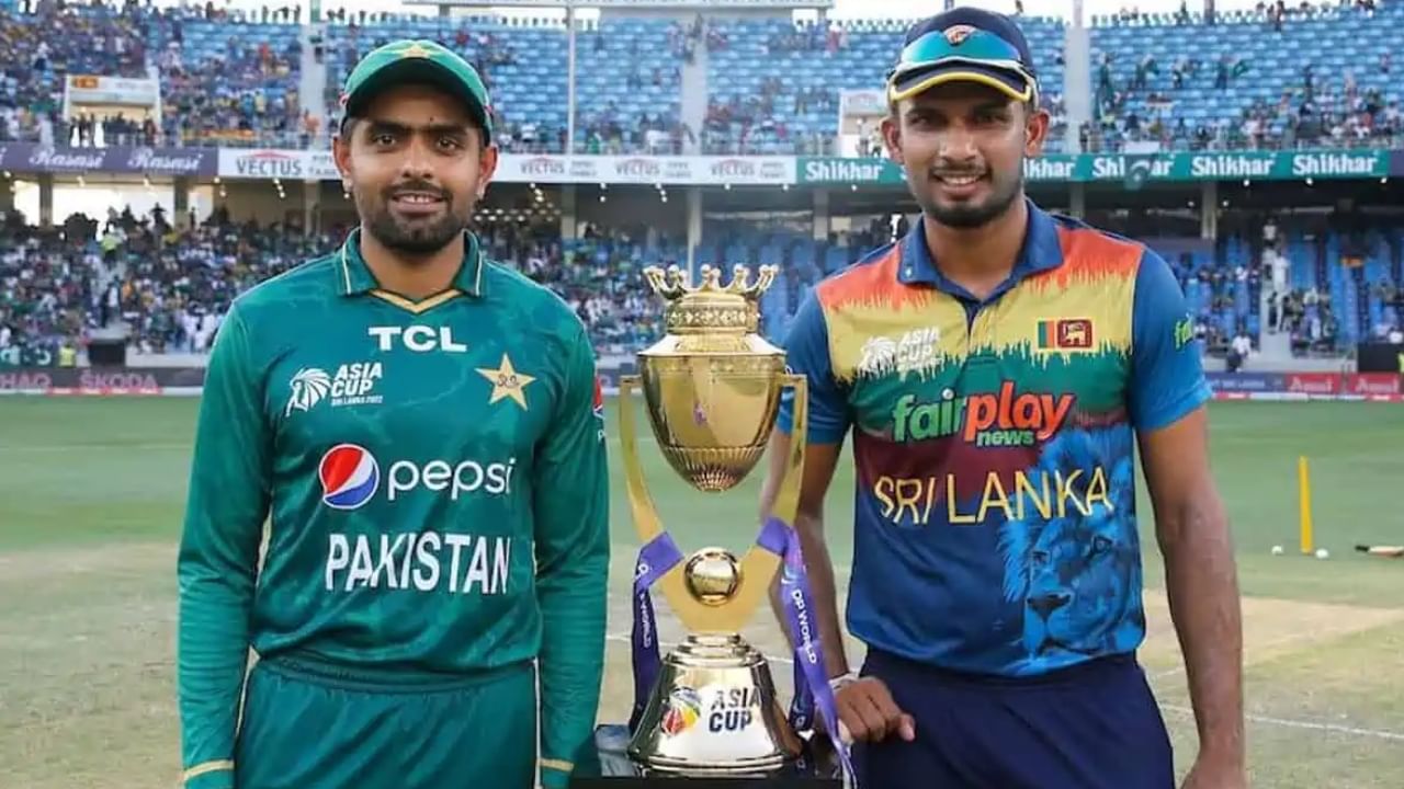 ಕಳೆದ ಬಾರಿ, ಅಂದರೆ 2022 ರಲ್ಲಿ ನಡೆದಿದ್ದ ಟಿ20 ಏಷ್ಯಾಕಪ್​ನಲ್ಲಿ ಚಾಂಪಿಯನ್ ಆಗಿದ್ದ ಶ್ರೀಲಂಕಾ ತಂಡಕ್ಕೆ ಸುಮಾರು 1.6 ಕೋಟಿ ಬಹುಮಾನದ ಹಣ ಸಿಕ್ಕಿತು. ಹಾಗೆಯೇ ಪಂದ್ಯಾವಳಿಯಲ್ಲಿ ರನ್ನರ್ ಅಪ್ ತಂಡವಾಗಿದ್ದ ಪಾಕಿಸ್ತಾನಕ್ಕೆ 79.66 ಲಕ್ಷ ರೂ. ಬಹುಮಾನ ನೀಡಲಾಗಿತ್ತು. ಉಳಿದಂತೆ ಮೂರನೇ ಮತ್ತು ನಾಲ್ಕನೇ ಸ್ಥಾನ ಪಡೆದ ತಂಡಗಳು ಕ್ರಮವಾಗಿ ಸುಮಾರು 53 ಲಕ್ಷ ಮತ್ತು 39 ಲಕ್ಷ ರೂ. ಹಣ ಪಡೆದಿದ್ದವು.