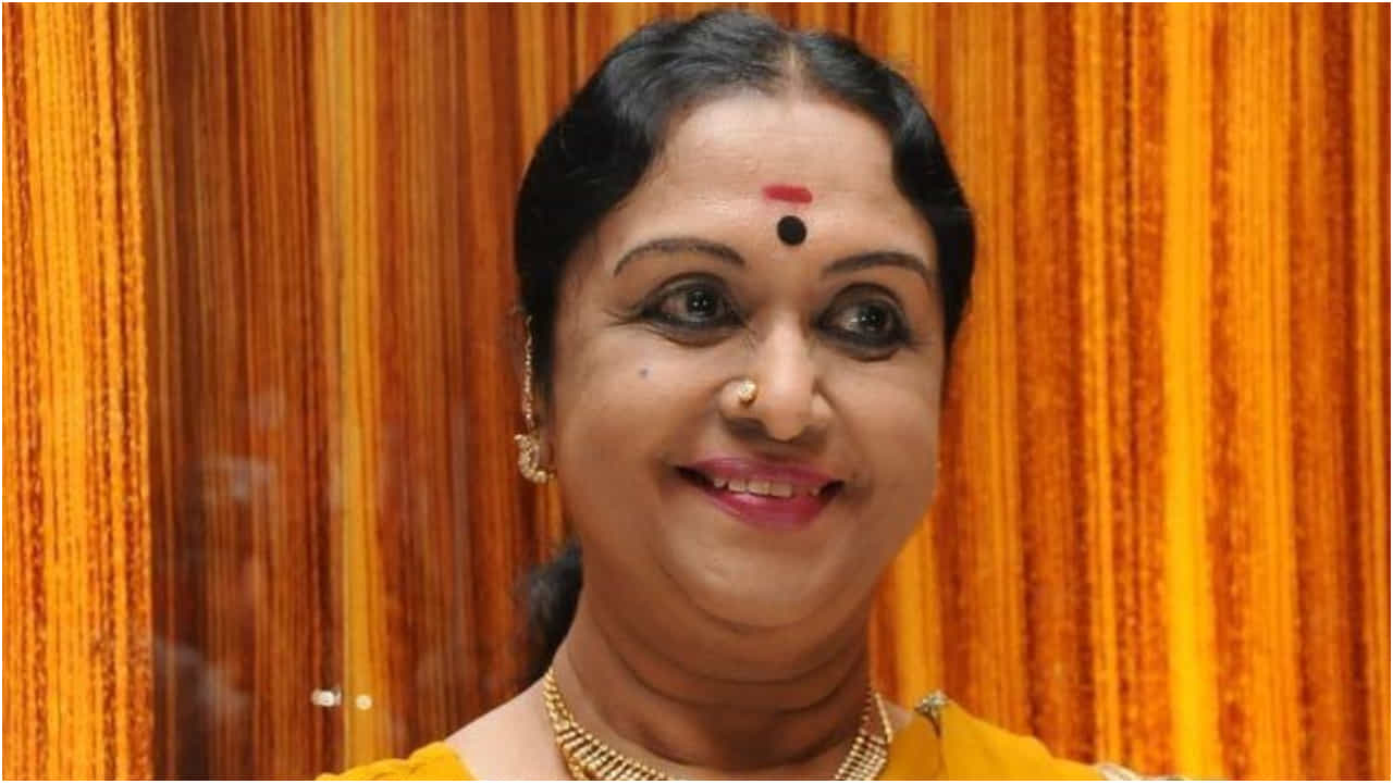 ‘ಅಭಿನಯ ಸರಸ್ವತಿ ಬಿ. ಸರೋಜಾದೇವಿ’ ಹೆಸರಲ್ಲಿ ಹೊಸ ಪ್ರಶಸ್ತಿ ಸ್ಥಾಪಿಸಿದ ಸರ್ಕಾರ ‘ಅಭಿನಯ ಸರಸ್ವತಿ ಬಿ. ಸರೋಜಾದೇವಿ’ ಹೆಸರಲ್ಲಿ ಹೊಸ ಪ್ರಶಸ್ತಿ ಸ್ಥಾಪಿಸಿದ ಸರ್ಕಾರ