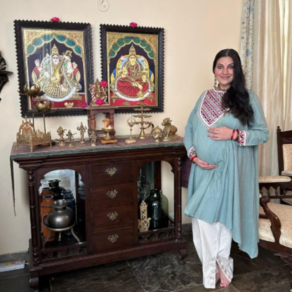 ಅಂದಹಾಗೆ ಭಾವನಾ ಅವರಿಗೆ ಹೆಣ್ಣು ಮಗುವಿನ ಜನನವಾಗಿದೆ. ಜೋಡಿ ಮಕ್ಕಳ ತಾಯಿಯಾಗುವ ನಿರೀಕ್ಷೆಯಲ್ಲಿದ್ದ ಭಾವನಾ ಅವರು ಈಗ ಒಂದು ಮಗುವನ್ನು ಕಳೆದುಕೊಂಡಿದ್ದಾರೆ.