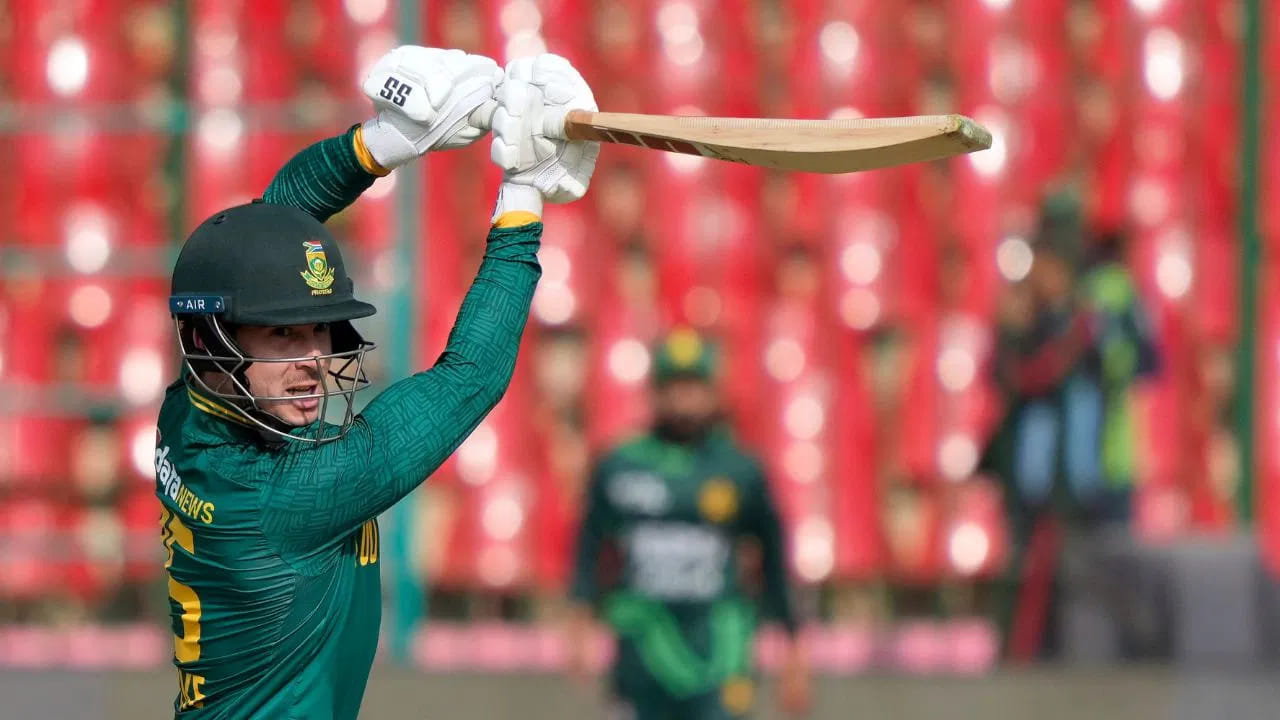 ಫೆಬ್ರವರಿ 2025 ರಲ್ಲಿ ಬ್ರೀಟ್ಜ್ಕೆ ತಮ್ಮ ಏಕದಿನ ಕ್ರಿಕೆಟ್‌ಗೆ ಪಾದಾರ್ಪಣೆ ಮಾಡಿದರು. ತಮ್ಮ ಮೊದಲ ಪಂದ್ಯದಲ್ಲೇ ಶತಕ ಬಾರಿಸಿದ್ದರು. ಏಕದಿನಕ್ಕೆ ಪಾದಾರ್ಪಣೆ ಮಾಡಿದ 7 ತಿಂಗಳೊಳಗೆ ಕ್ರಮವಾಗಿ 83, 57, 88 ಮತ್ತು ಈಗ 85 ರನ್‌ಗಳ ಇನ್ನಿಂಗ್ಸ್‌ಗಳನ್ನು ಆಡುವ ಮೂಲಕ ದಾಖಲೆ ನಿರ್ಮಿಸಿದ್ದಾರೆ. ಇಲ್ಲಿಯವರೆಗೆ, ಬ್ರೀಟ್ಜ್ಕೆ 5 ಏಕದಿನ ಪಂದ್ಯಗಳಲ್ಲಿ 92.60 ಸರಾಸರಿಯಲ್ಲಿ 463 ರನ್ ಗಳಿಸಿದ್ದಾರೆ. 
