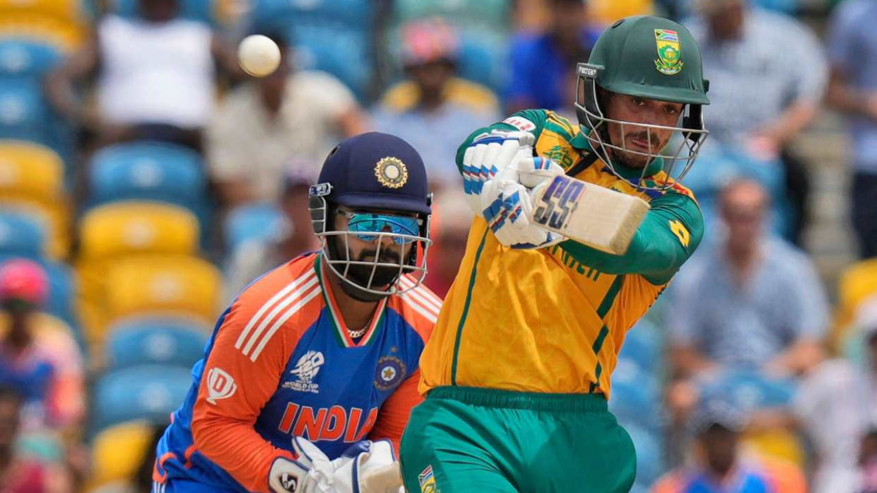 ಇವರಂತೆಯೇ ಅನುಭವಿ ವಿಕೆಟ್ ಕೀಪರ್ ಬ್ಯಾಟ್ಸ್‌ಮನ್ ಕ್ವಿಂಟನ್ ಡಿ ಕಾಕ್‌ಗಾಗಿ ಹರಾಜಿನಲ್ಲಿ ತಂಡಗಳ ನಡುವೆ ಸಾಕಷ್ಟು ಪೈಪೋಟಿ ನಡೆಯಿತು. ಅಂತಿಮವಾಗಿ ಸನ್‌ರೈಸರ್ಸ್ ಈಸ್ಟರ್ನ್ ಕೇಪ್ ಅವರನ್ನು 2.4 ಮಿಲಿಯನ್ ರಾಂಡ್‌ಗೆ ಖರೀದಿಸಿತು. 