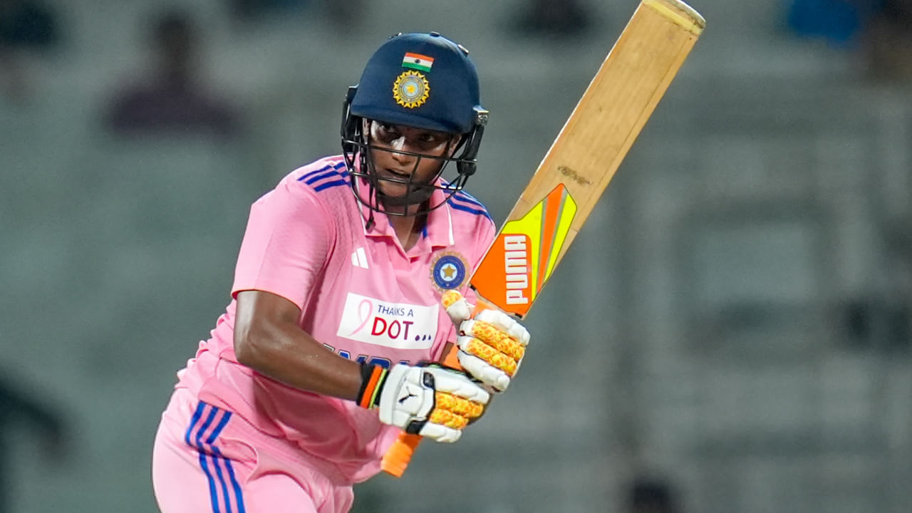 ಆಲ್‌ರೌಂಡರ್ ಶ್ರೇಯಾಂಕದಲ್ಲೂ ಬದಲಾವಣೆ ಕಂಡುಬಂದಿದೆ. ದಕ್ಷಿಣ ಆಫ್ರಿಕಾದ ಮರಿಜಾನ್ನೆ ಕಪ್ಪ್ ಹೇಲಿ ಮ್ಯಾಥ್ಯೂಸ್‌ರನ್ನು ಹಿಂದಿಕ್ಕಿ ಎರಡನೇ ಸ್ಥಾನ ಪಡೆದುಕೊಂಡಿದ್ದಾರೆ. ಬೌಲರ್‌ಗಳ ಶ್ರೇಯಾಂಕದಲ್ಲಿ, ಭಾರತದ ದೀಪ್ತಿ ಶರ್ಮಾ ಎರಡು ಸ್ಥಾನಗಳನ್ನು ಏರಿ ಐದನೇ ಸ್ಥಾನದಲಿದ್ದಾರೆ. ದಕ್ಷಿಣ ಆಫ್ರಿಕಾದ ಅಯಬೊಂಗಾ ಖಾಕಾ ಕೂಡ ಮೂರು ಸ್ಥಾನಗಳನ್ನು ಜಿಗಿದು 15 ನೇ ಸ್ಥಾನ ಪಡೆದುಕೊಂಡಿದ್ದಾರೆ.