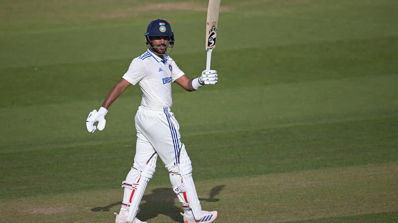 IND A vs AUS A: ಆಸ್ಟ್ರೇಲಿಯಾ ಎ ವಿರುದ್ಧ ಭರ್ಜರಿ ಶತಕ ಬಾರಿಸಿದ ಧ್ರುವ್ ಜುರೆಲ್