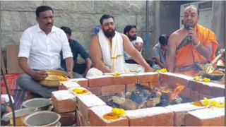 ಬೇಲೂರು ಗಣೇಶಮೂರ್ತಿಗೆ ಚಪ್ಪಲಿ ಹಾರ ಹಾಕಿದ್ಯಾರು? ಇಲ್ಲಿದೆ CCTV ದೃಶ್ಯ