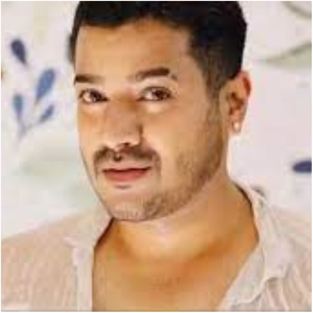 ಧ್ರುವಂತ್: ವಿವಾದಗಳ ಮೂಲಕ ಸುದ್ದಿ ಆದವರು ಧ್ರುವಂತ್. ನಟಿಗೆ ಲೈಂಗಿಕ ಕಿರುಕುಳ ನೀಡಿದ ಆರೋಪ ಅವರ ಮೇಲೆ ಇತ್ತು. ಈ ಪ್ರಕರಣದಲ್ಲಿ ಅವರು ಅರೆಸ್ಟ್ ಕೂಡ ಆಗಿದ್ದರು. ಇವರು ಕೂಡ ‘ಮುದ್ದು ಲಕ್ಷ್ಮೀ’ ಧಾರಾವಾಹಿ ಕಲಾವಿದ.