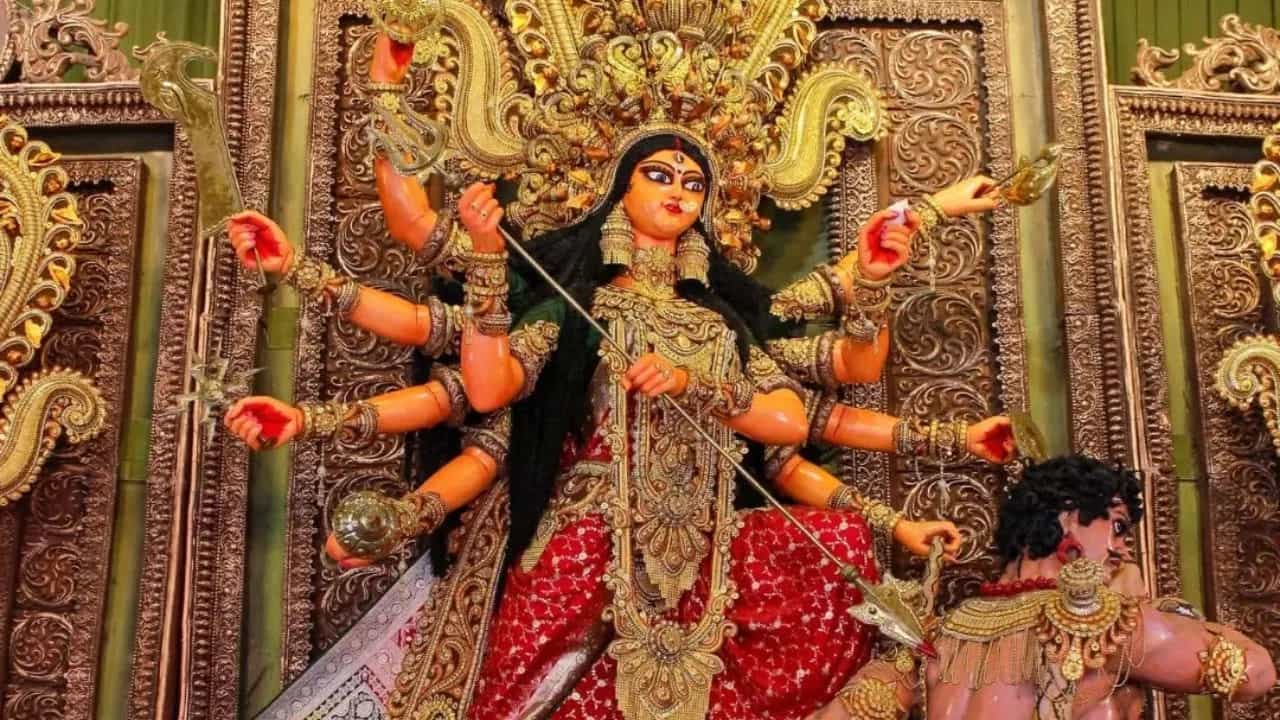 ದಸರಾ ಸಮಯದಲ್ಲಿ  ಬೆಂಗಳೂರಿನಲ್ಲಿ ನೀವು ಭೇಟಿ ನೀಡಲೇ ಬೇಕಾದ ಸ್ಥಳಗಳ ಮಾಹಿತಿ ಇಲ್ಲಿದೆ