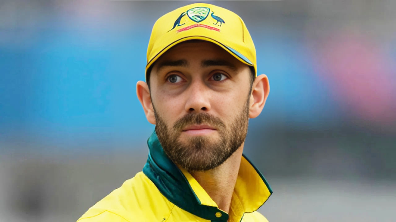 ಆಸ್ಟ್ರೇಲಿಯಾ ತಂಡದ ಸ್ಫೋಟಕ ದಾಂಡಿಗ ಗ್ಲೆನ್ ಮ್ಯಾಕ್ಸ್ವೆಲ್ (Glenn Maxwell) ಗಾಯಗೊಂಡಿದ್ದಾರೆ. ನ್ಯೂಝಿಲೆಂಡ್ ವಿರುದ್ಧದ ಸರಣಿಗೂ ಮುನ್ನ ಅಭ್ಯಾಸ ನಡೆಸುತ್ತಿದ್ದ ವೇಳೆ ಮ್ಯಾಕ್ಸಿ ಅವರ ಮುಂಗೈ ಮುರಿತಕ್ಕೊಳಗಾಗಿದ್ದು, ಹೀಗಾಗಿ ಕಿವೀಸ್ ವಿರುದ್ಧದ 3 ಪಂದ್ಯಗಳ ಟಿ20 ಸರಣಿಯಿಂದ ಹೊರಗುಳಿದಿದ್ದಾರೆ.