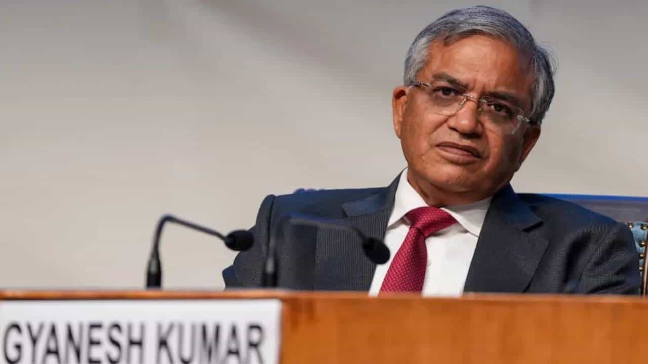 ಆನ್​ಲೈನ್​ನಲ್ಲಿ ಮತದಾರರ ಹೆಸರು ಡಿಲೀಟ್ ಮಾಡಲಾಗದು: ರಾಹುಲ್ ಆರೋಪ ತಿರಸ್ಕರಿಸಿದ ಚುನಾವಣಾ ಆಯೋಗ