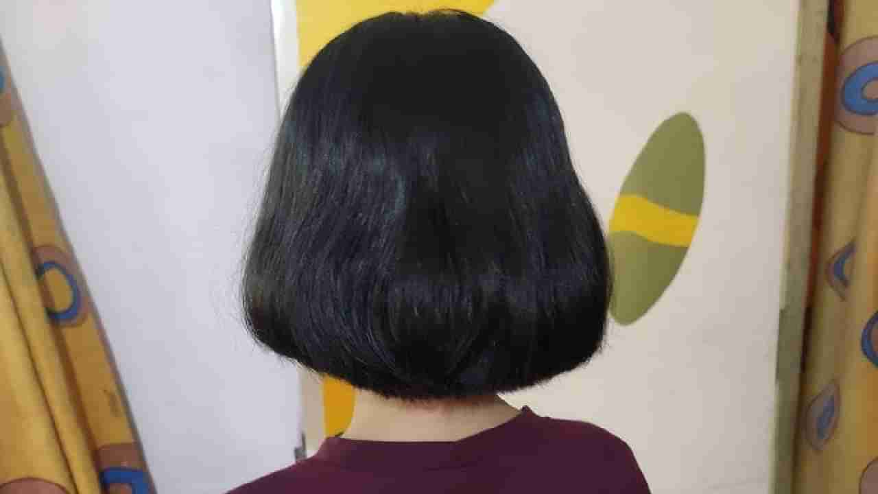 ಎಣ್ಣೆ ಹಚ್ಚಿಲ್ಲವೆಂದು ಬ್ಲೇಡ್​​ನಿಂದ ವಿದ್ಯಾರ್ಥಿನಿಯ ಕೂದಲು ಕತ್ತರಿಸಿದ ಶಿಕ್ಷಕ ವಜಾ