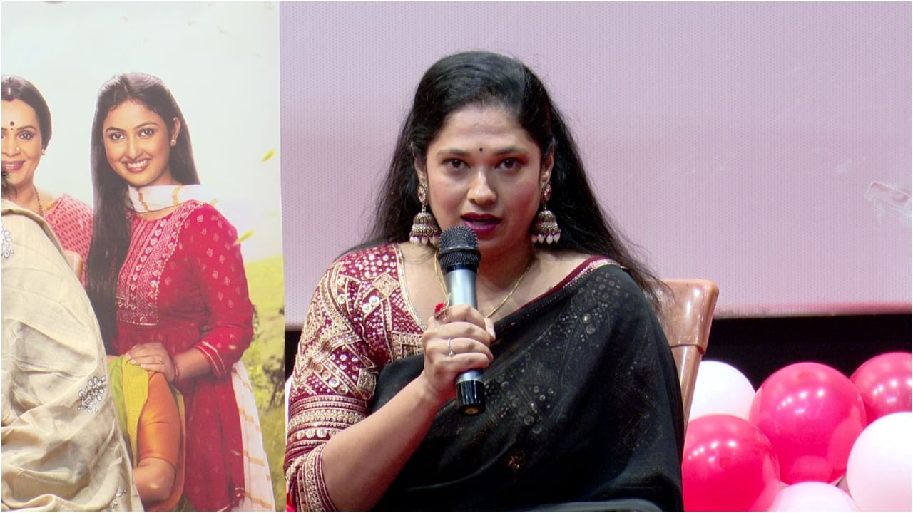 ವಸುದೇವ ಕುಟುಂಬ ಸೀರಿಯಲ್: ಮತ್ತೆ ನೆಗೆಟಿವ್ ಪಾತ್ರ ಒಪ್ಪಿಕೊಂಡ ಬಿಗ್ ಬಾಸ್ ಹಂಸ ವಸುದೇವ ಕುಟುಂಬ ಸೀರಿಯಲ್: ಮತ್ತೆ ನೆಗೆಟಿವ್ ಪಾತ್ರ ಒಪ್ಪಿಕೊಂಡ ಬಿಗ್ ಬಾಸ್ ಹಂಸ