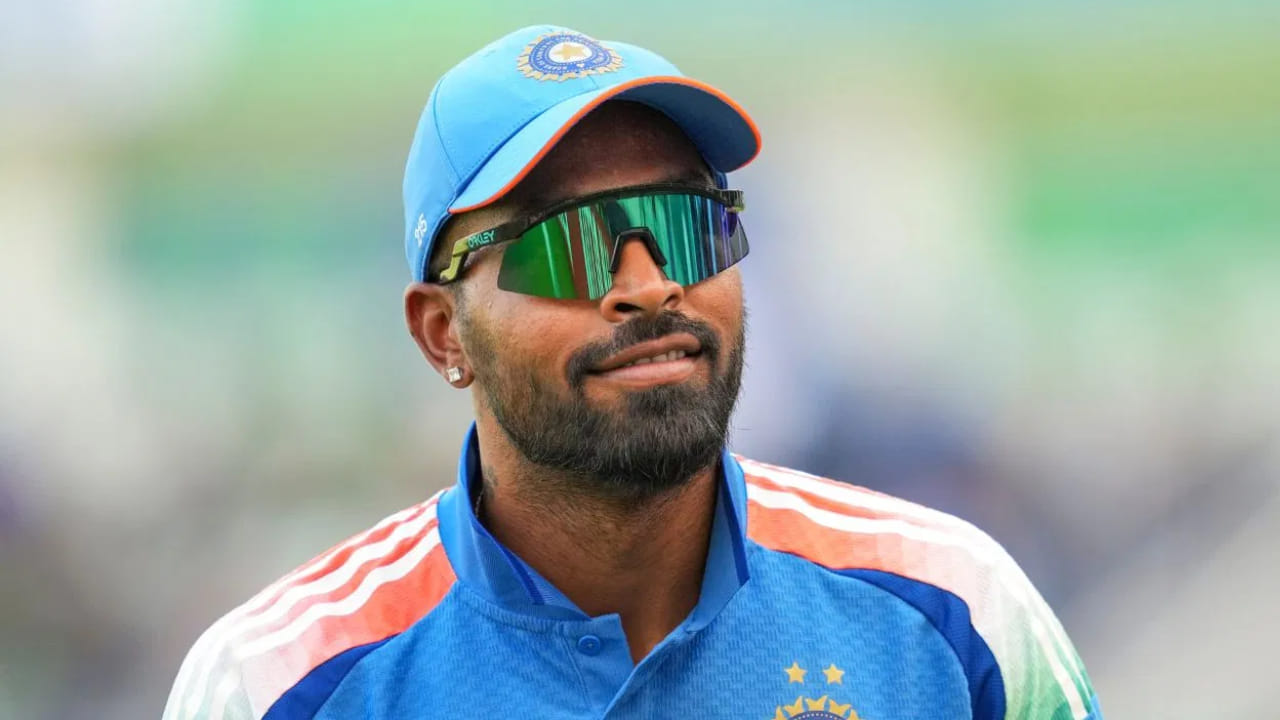 ಹಾಲಿ ಚಾಂಪಿಯನ್ ಟೀಂ ಇಂಡಿಯಾ ಸೆಪ್ಟೆಂಬರ್ 10 ರಂದು ತನ್ನ ಅಭಿಯಾನವನ್ನು ಪ್ರಾರಂಭಿಸಲಿದ್ದು, ಆ ಬಳಿಕ ಸೆಪ್ಟೆಂಬರ್ 14 ರಂದು ಸಾಂಪ್ರದಾಯಿಕ ಎದುರಾಳಿ ಪಾಕಿಸ್ತಾನವನ್ನು ಎದುರಿಸಲಿದೆ. ಆದರೆ ಆ ಪಂದ್ಯಕ್ಕೂ ಮುನ್ನ ನಡೆಯಲಿರುವ ಮೊದಲ ಪಂದ್ಯದಲ್ಲಿ ಟೀಂ ಇಂಡಿಯಾದ ಆಲ್‌ರೌಂಡರ್ ಹಾರ್ದಿಕ್ ಪಾಂಡ್ಯ ಟಿ20 ಏಷ್ಯಾಕಪ್‌ನಲ್ಲಿ ವಿಶೇಷ ದಾಖಲೆಯನ್ನು ನಿರ್ಮಿಸುವ ಹೊಸ್ತಿಲಿನಲ್ಲಿದ್ದಾರೆ.
