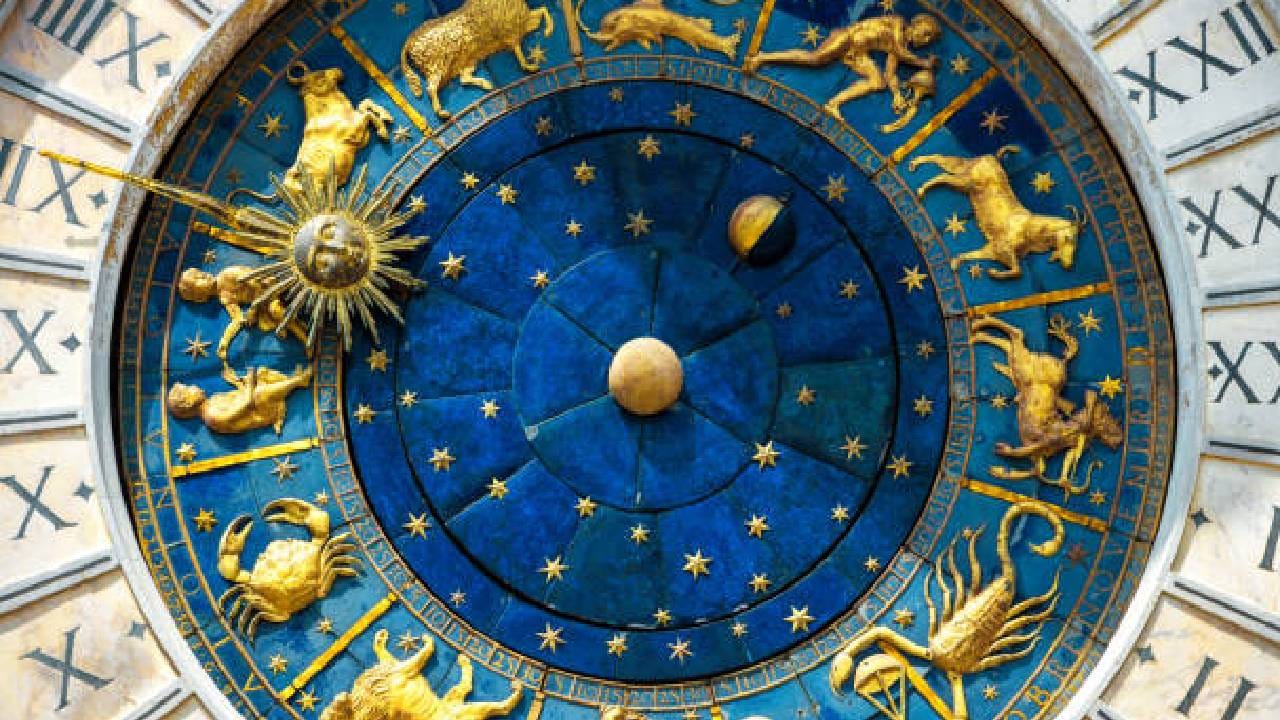 Horoscope Today 6 September : ಇಂದು ಈ ರಾಶಿಯವರಲ್ಲಿ ಗೌಪ್ಯ ಸಂಗತಿಯನ್ನು ಹಂಚಿಕೊಳ್ಳುವರು Horoscope Today 6 September : ಇಂದು ಈ ರಾಶಿಯವರಲ್ಲಿ ಗೌಪ್ಯ ಸಂಗತಿಯನ್ನು ಹಂಚಿಕೊಳ್ಳುವರು