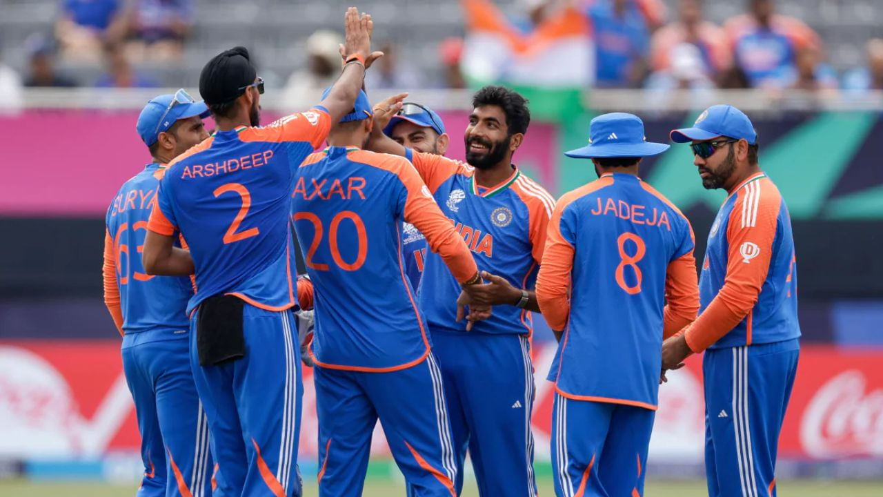 ಭಾರತ ಸಂಭಾವ್ಯ ತಂಡ: ಸೂರ್ಯಕುಮಾರ್ ಯಾದವ್ (ನಾಯಕ), ಶುಭ್​ಮನ್ ಗಿಲ್ (ಉಪನಾಯಕ), ಅಭಿಷೇಕ್ ಶರ್ಮಾ, ತಿಲಕ್ ವರ್ಮಾ, ಹಾರ್ದಿಕ್ ಪಾಂಡ್ಯ, ಜಿತೇಶ್ ಶರ್ಮಾ (ವಿಕೆಟ್ ಕೀಪರ್), ಶಿವಂ ದುಬೆ/ರಿಂಕು ಸಿಂಗ್, ಅಕ್ಷರ್ ಪಟೇಲ್, ಜಸ್ಪ್ರೀತ್ ಬುಮ್ರಾ, ಅರ್ಷದೀಪ್ ಸಿಂಗ್, ವರುಣ್ ಚಕ್ರವರ್ತಿ/ಕುಲ್ದೀಪ್ ಯಾದವ್.