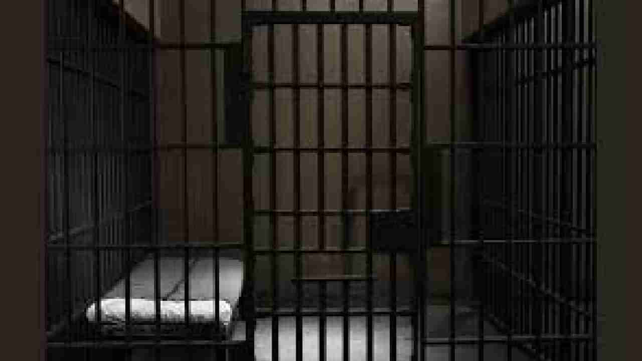 ಜಾರ್ಖಂಡ್: ಇಬ್ಬರು ಮಹಿಳೆಯರನ್ನು ಕೊಂದಿದ್ದ ವ್ಯಕ್ತಿ, ಪೊಲೀಸ್ ಕಸ್ಟಡಿಯಲ್ಲಿ ನೇಣುಬಿಗಿದುಕೊಂಡು ಆತ್ಮಹತ್ಯೆ