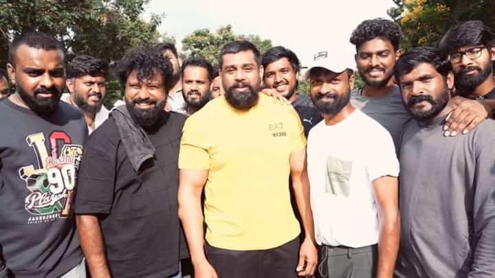 ಮುಗಿಯಿತು ‘ಕೆಡಿ’ ಸಿನಿಮಾ ಶೂಟಿಂಗ್, ಸೀ ಯು ಸೂನ್ ಎಂದ ಧ್ರುವ-ಪ್ರೇಮ್ ಮುಗಿಯಿತು ‘ಕೆಡಿ’ ಸಿನಿಮಾ ಶೂಟಿಂಗ್, ಸೀ ಯು ಸೂನ್ ಎಂದ ಧ್ರುವ-ಪ್ರೇಮ್