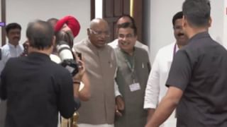 ಬೆಂಗಳೂರು: ಮಧ್ಯರಾತ್ರಿ ಮನೆ ಬಾಗಿಲು ಬಡಿದು ನಗ್ನ ಕಾಮುಕನಿಂದ ದಾಂಧಲೆ, ಬೆಚ್ಚಿಬಿದ್ದ ತಾಯಿ-ಮಗಳು